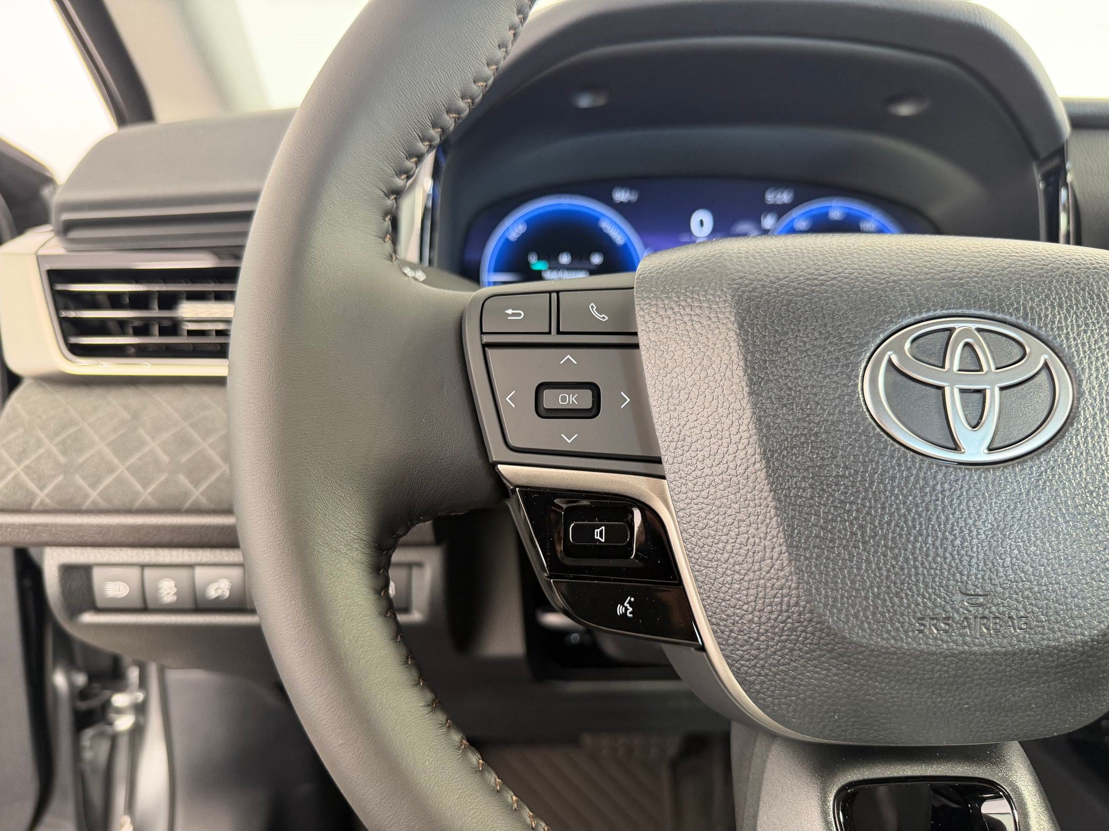 New 2026 Toyota Camry XLE FWD image 15
