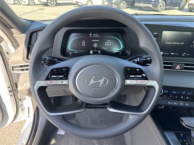 New 2026 Hyundai Elantra Blue image 23