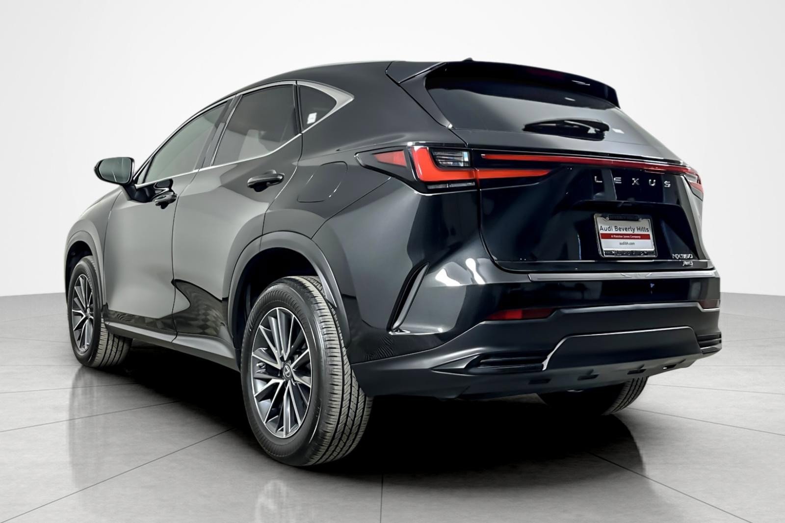 Used 2023 Lexus NX 350 NX 350 AWD image 3