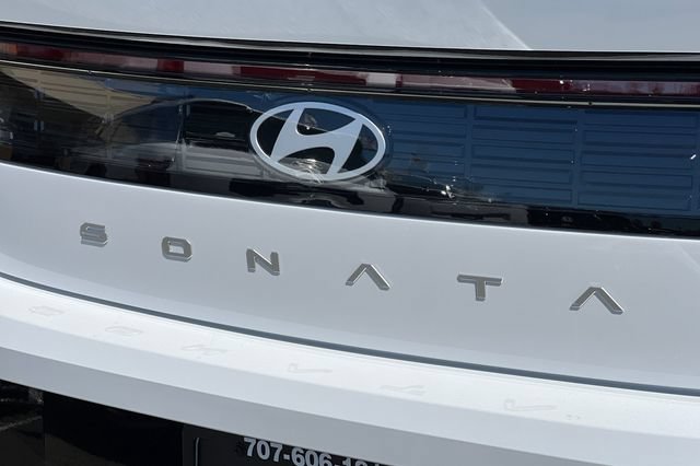New 2026 Hyundai Sonata SEL FWD image 8