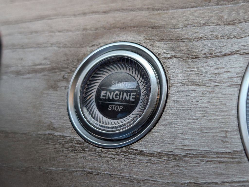 Used 2019 Mercedes-Benz E 450 Coupe w/ AMG Line Package image 29