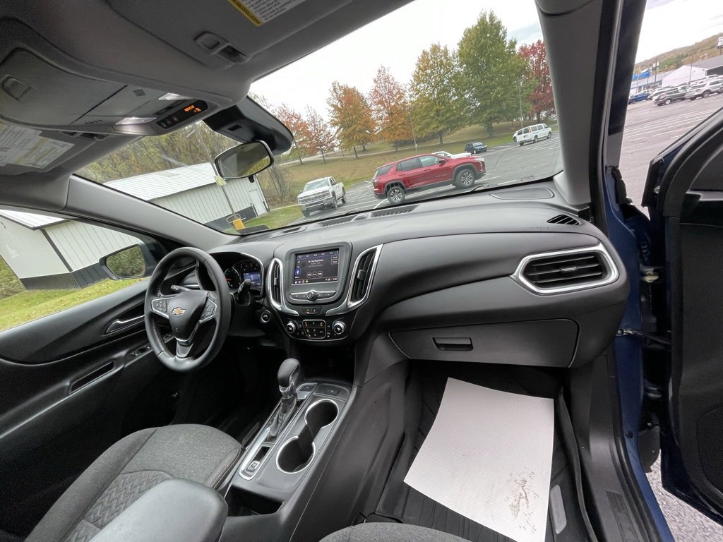 Certified 2024 Chevrolet Equinox LT w/ LPO, Floor Liner Package image 11