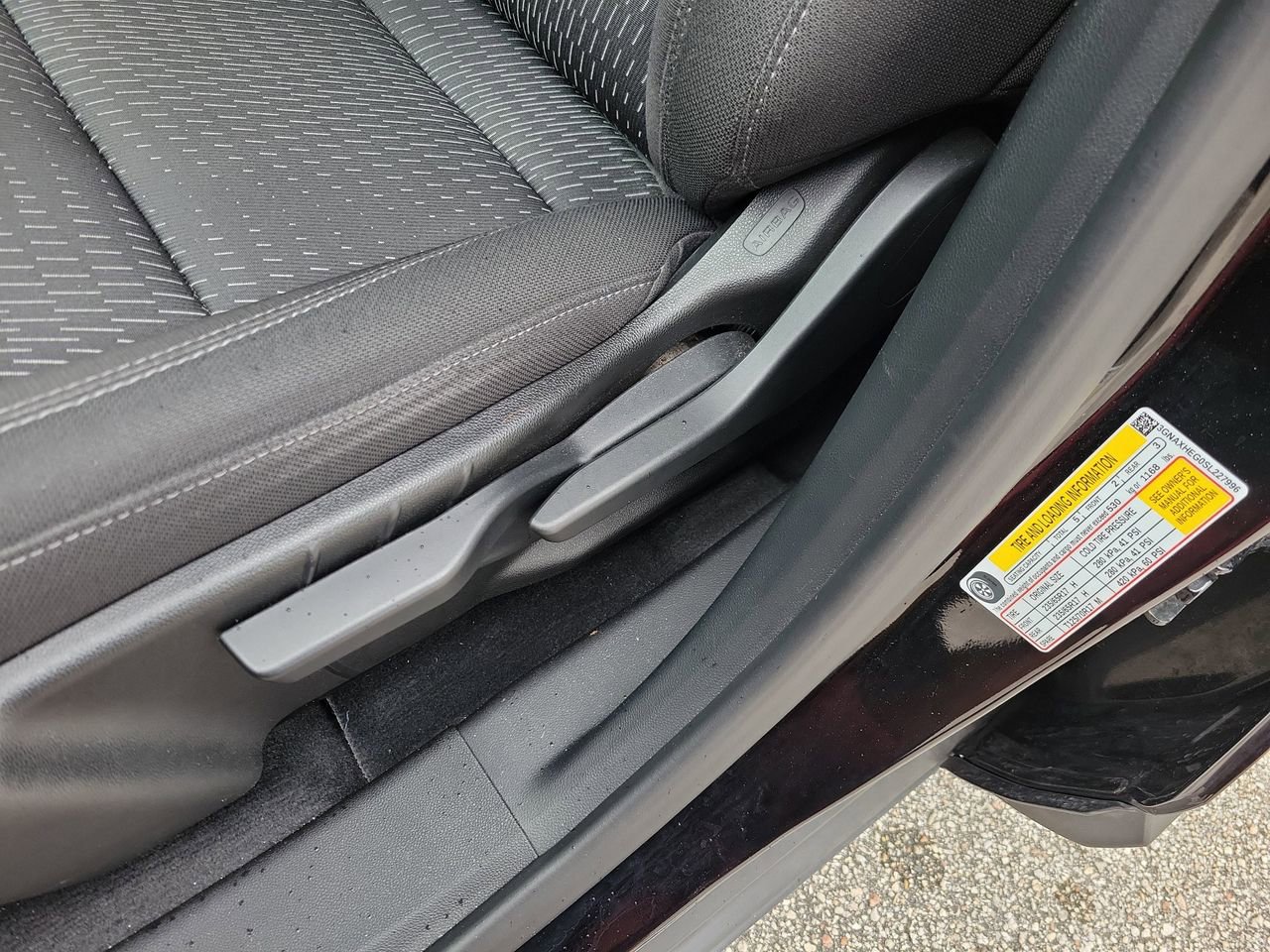 Used 2025 Chevrolet Equinox LT image 15