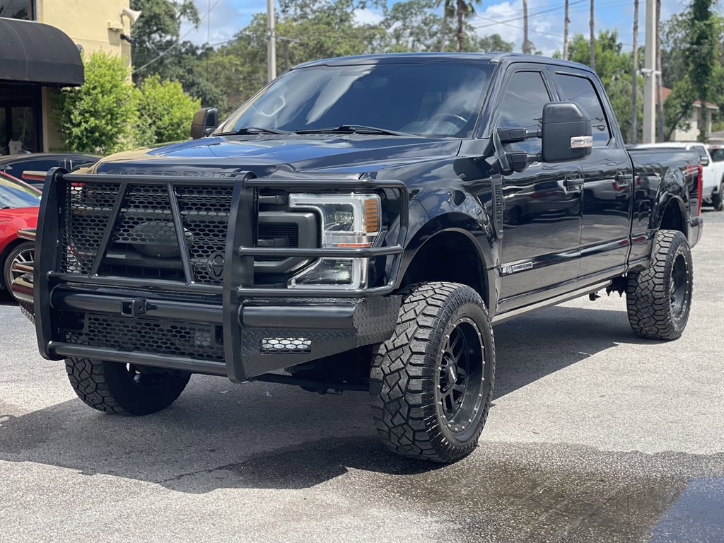 Used 2020 Ford F350 Platinum w/ FX4 Off-Road Package AWD/4WD image 9