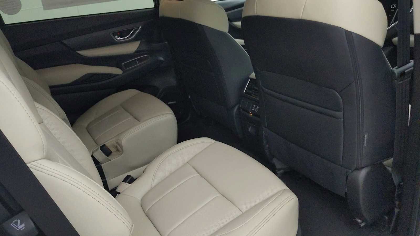 New 2025 Subaru Ascent Limited w/ Popular Package #2 image 26