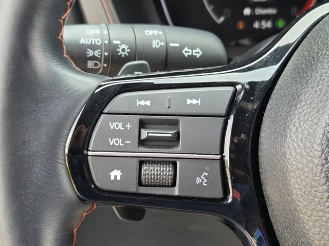 Used 2025 Honda Pilot TrailSport image 24