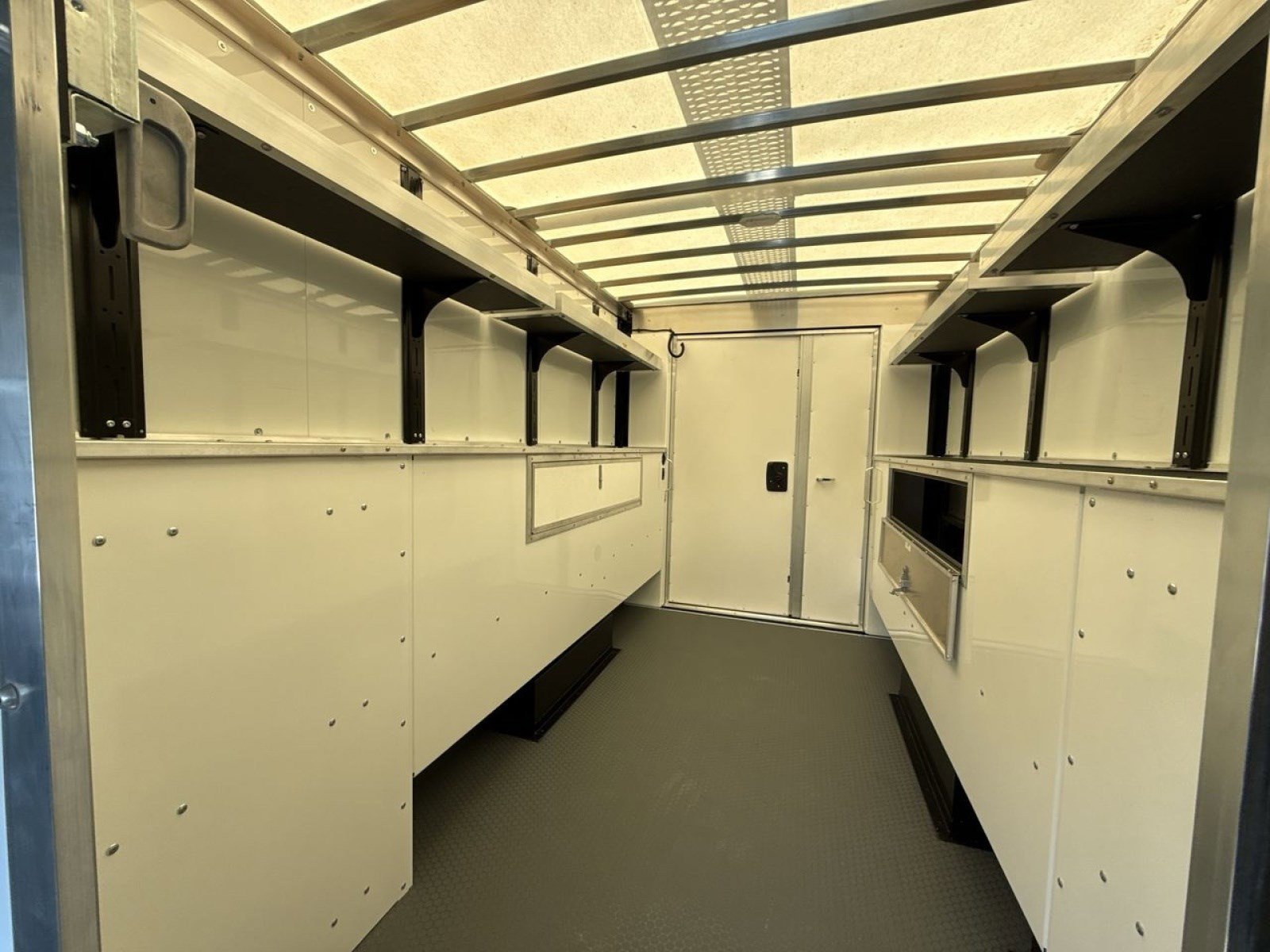 New 2025 GMC Savana 3500 w/ Power Convenience Package image 21