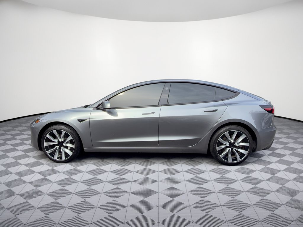 Used 2025 Tesla Model 3 Long Range RWD image 2