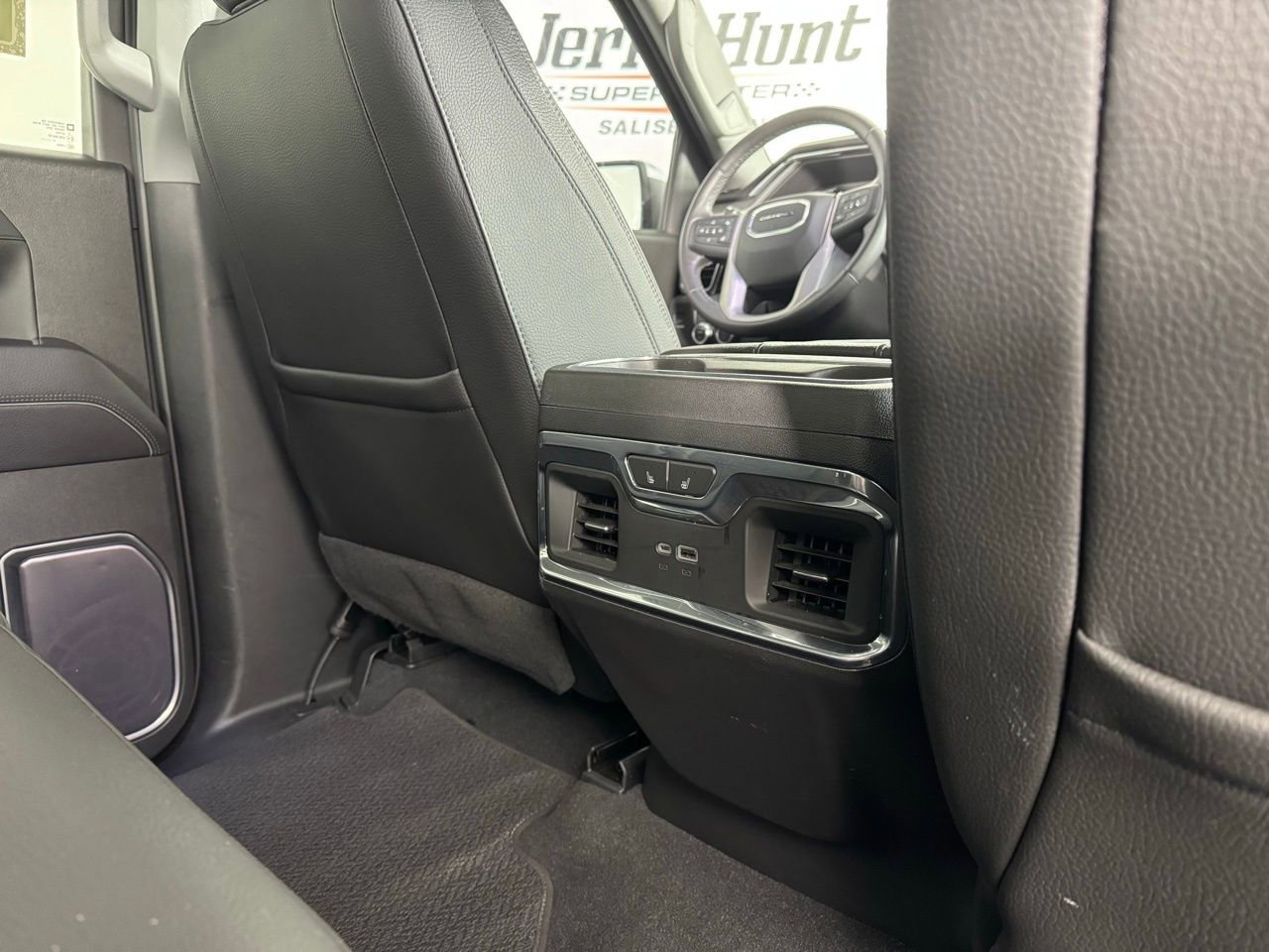 Used 2022 GMC Sierra 1500 Denali RWD image 41