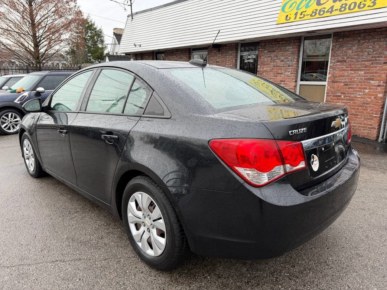 Used 2016 Chevrolet Cruze LS image 9