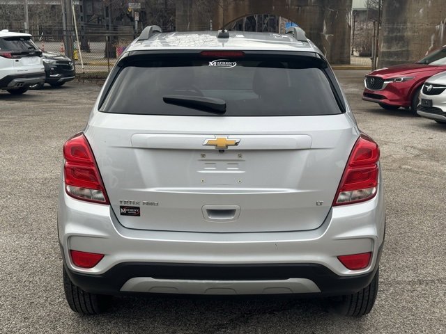 Used 2019 Chevrolet Trax LT w/ LT Convenience Package image 4