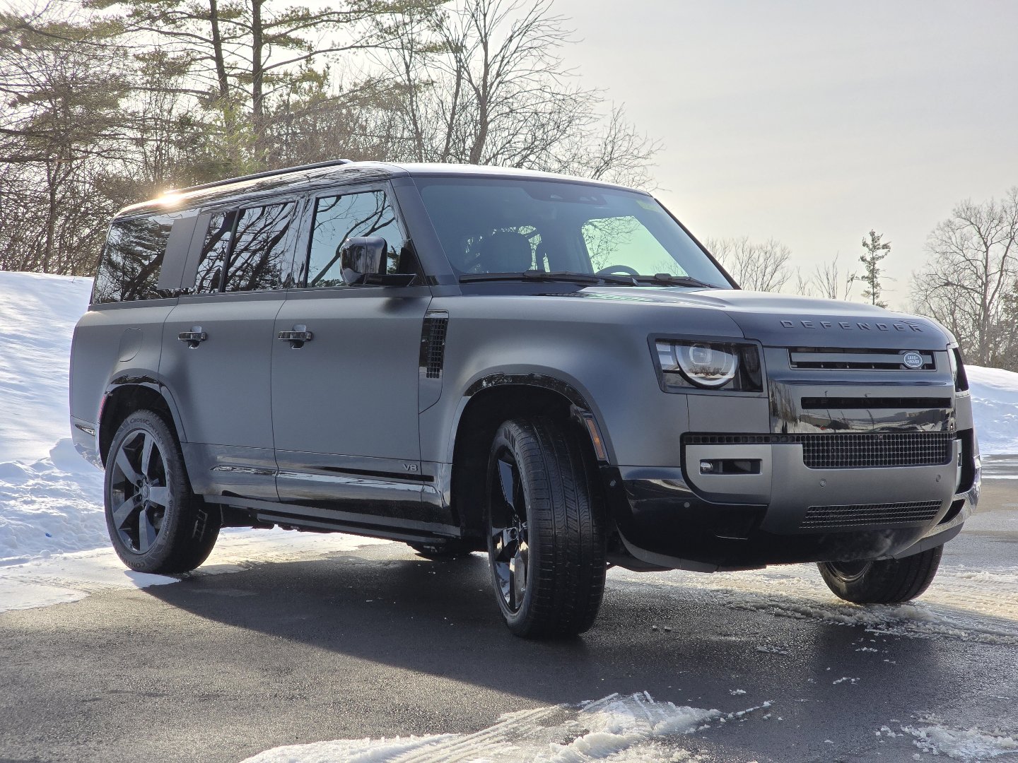 New 2026 Land Rover Defender 130 V8 image 28