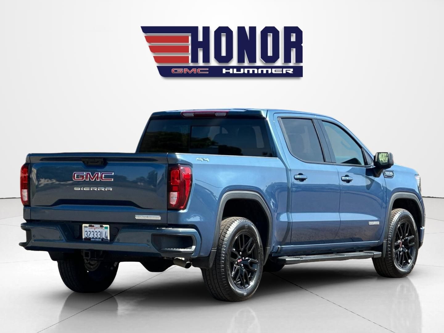 Used 2026 GMC Sierra 1500 Elevation w/ Elevation Premium Package AWD/4WD image 4