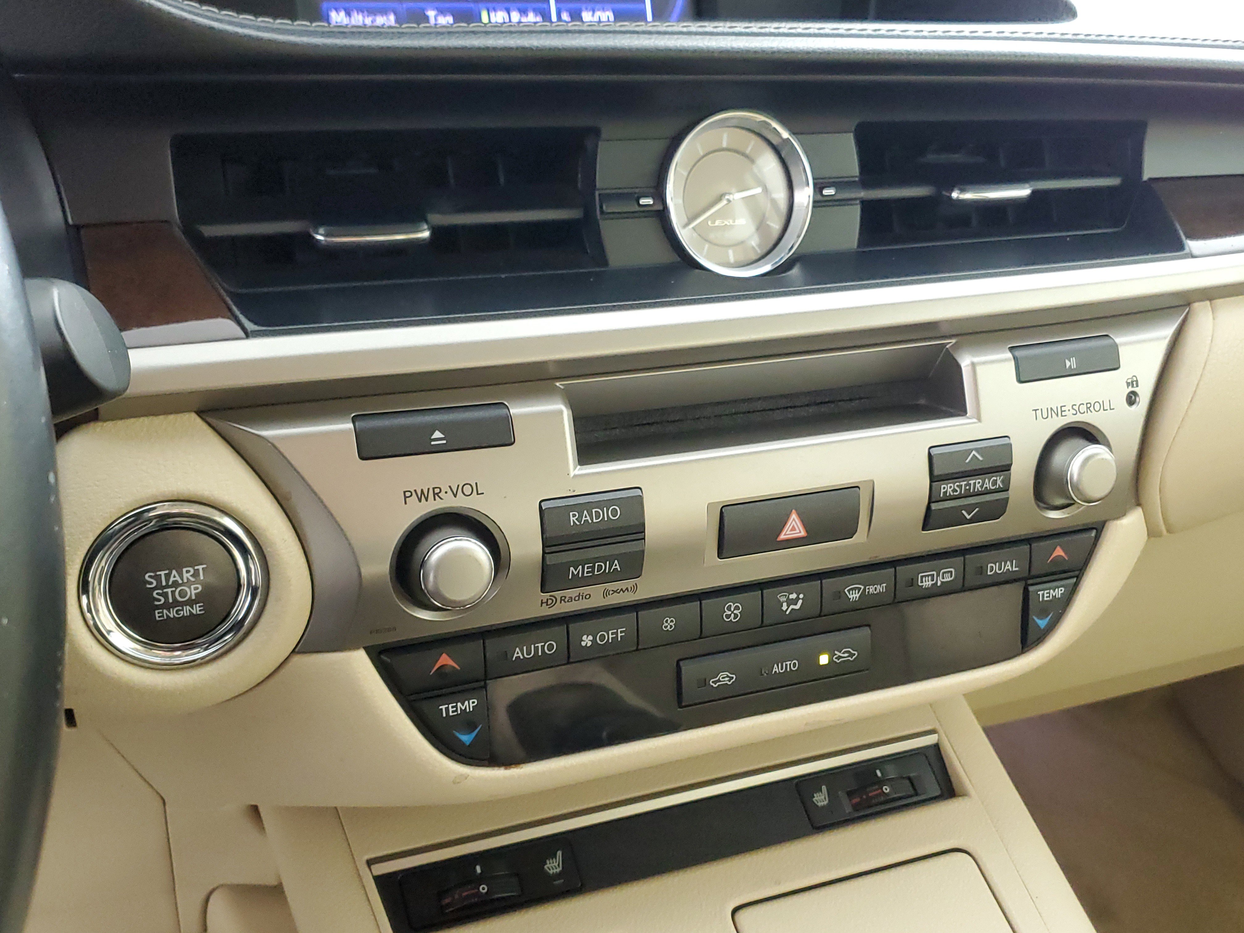 Used 2013 Lexus ES 350 image 18