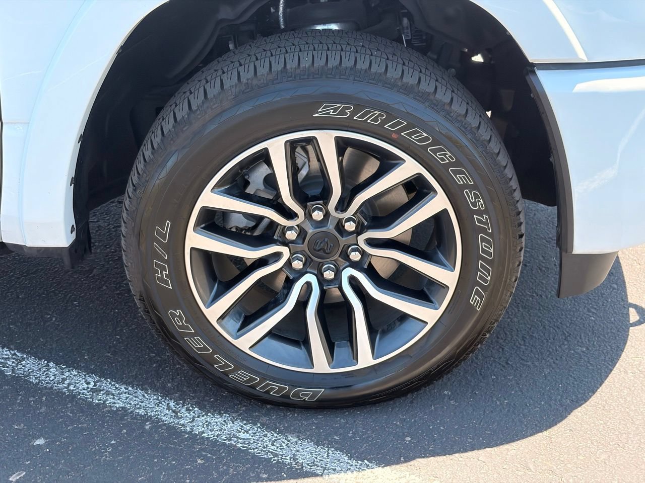 Used 2025 RAM 1500 Limited AWD/4WD image 9
