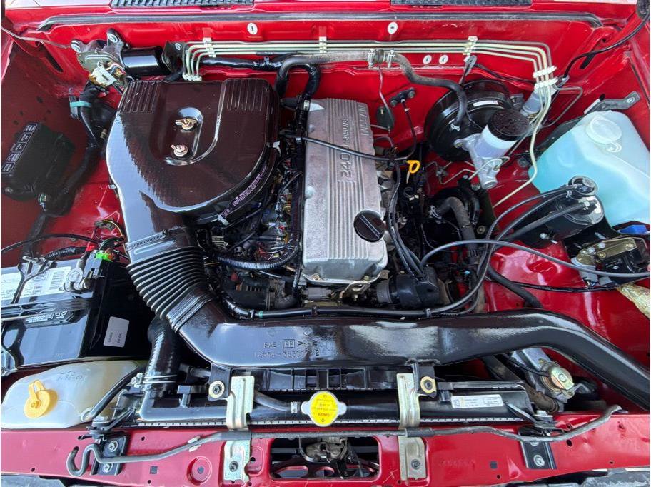 Used 1995 Nissan Pickup 2WD Regular Cab image 21