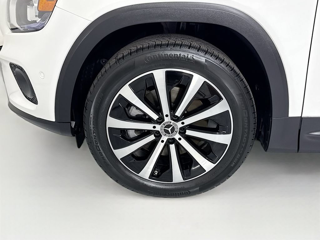 Certified 2022 Mercedes-Benz GLB 250 4MATIC image 30