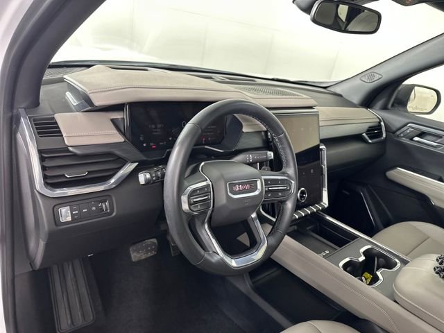 Used 2024 GMC Acadia Elevation w/ Luxury Package image 13