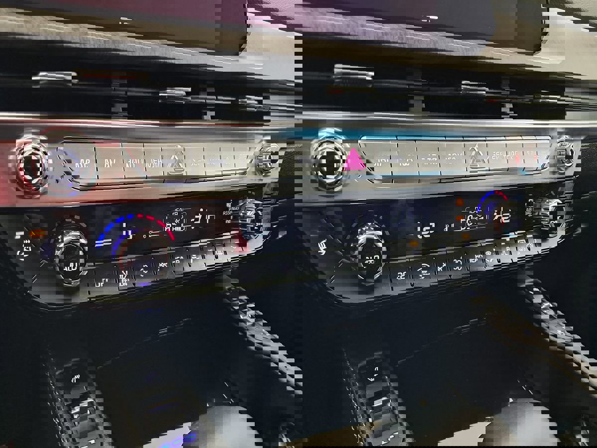 Used 2024 Kia Telluride SX image 48