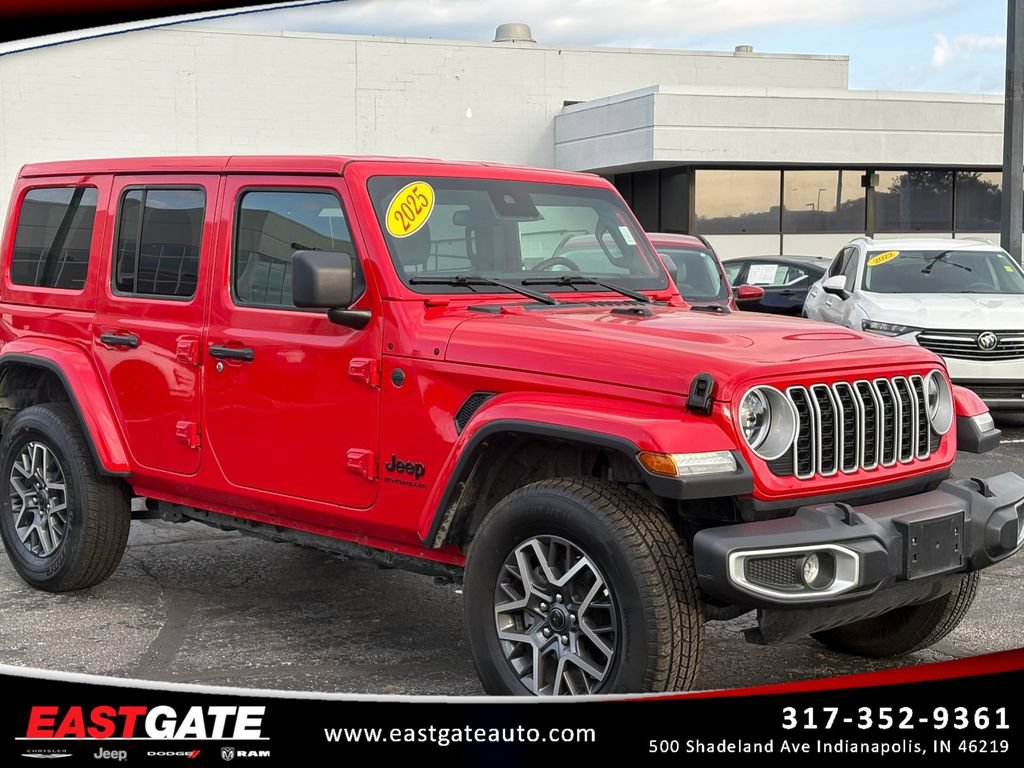 Used 2025 Jeep Wrangler Unlimited Sahara AWD/4WD image 1