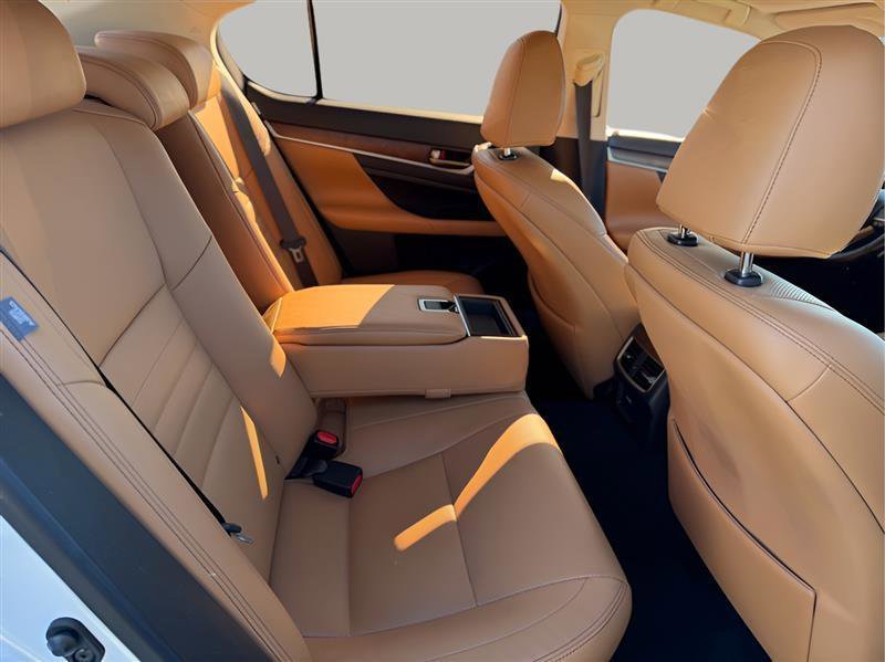 Used 2019 Lexus GS 350 image 29