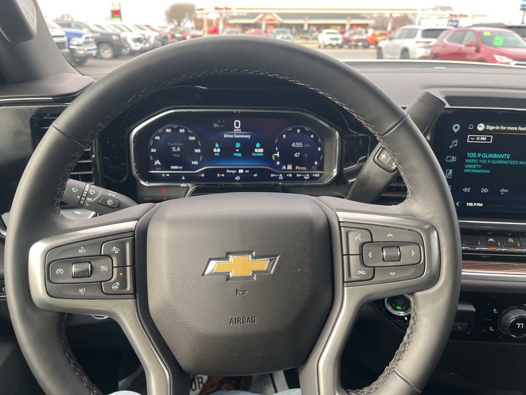 Used 2025 Chevrolet Silverado 1500 LT image 15