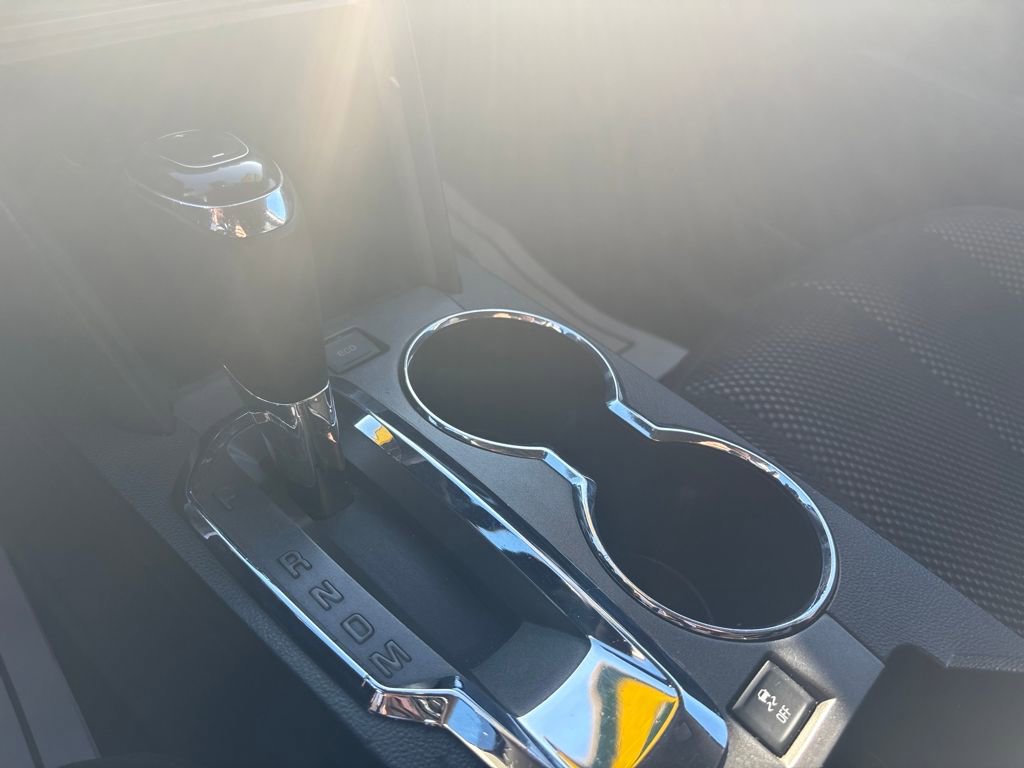 Used 2017 GMC Terrain SLE image 31