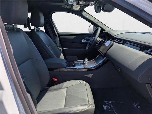 New 2026 Land Rover Range Rover Velar Dynamic SE image 17