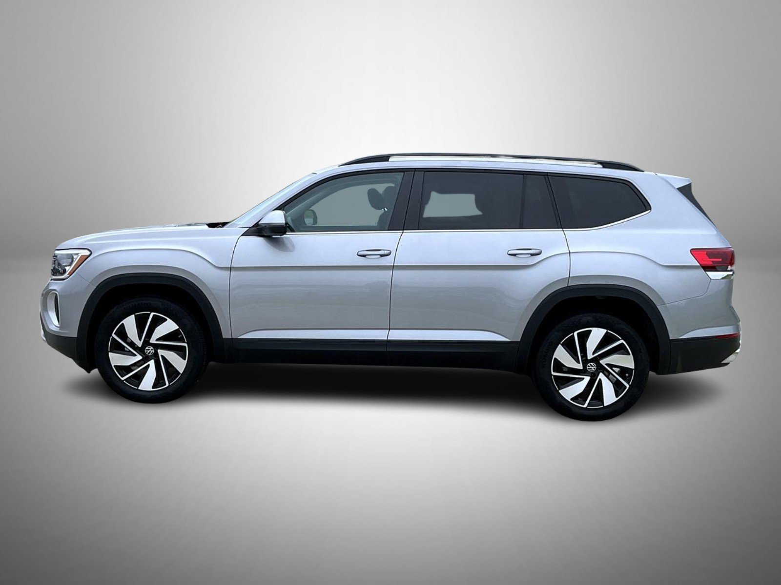 Used 2025 Volkswagen Atlas SE AWD/4WD image 8
