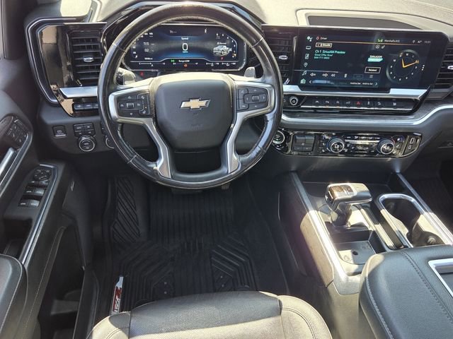 Used 2022 Chevrolet Silverado 1500 LTZ w/ LTZ Premium Package AWD/4WD image 11