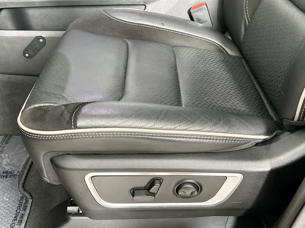 Used 2022 RAM 1500 Laramie AWD/4WD image 30