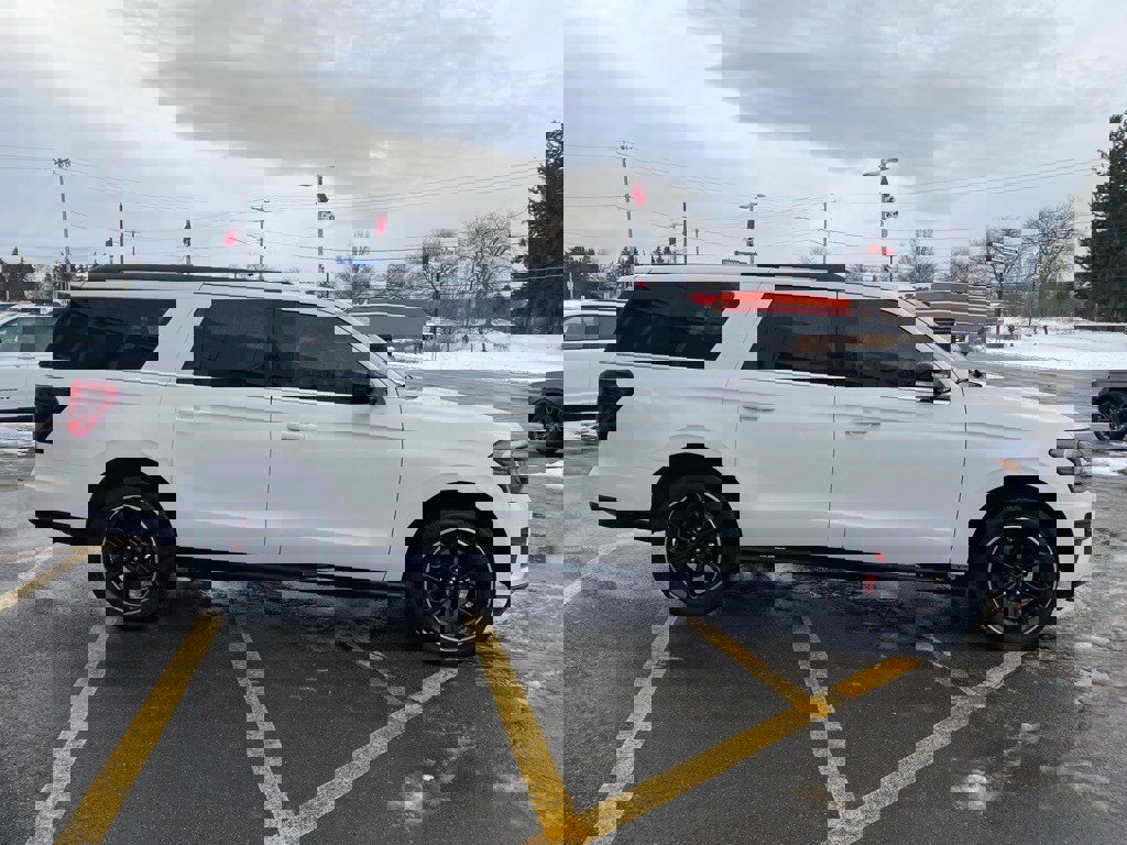 Used 2024 Ford Expedition Max Limited image 6