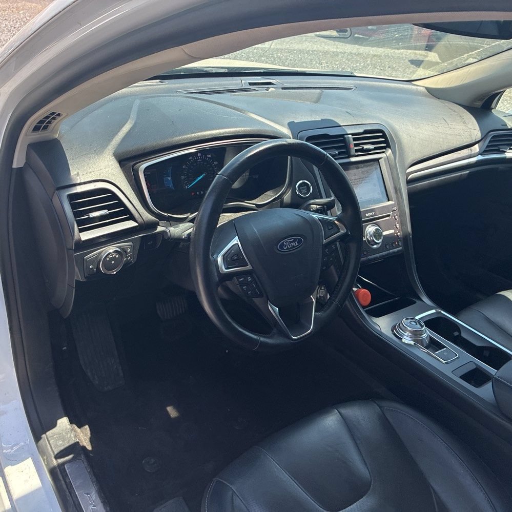 Used 2019 Ford Fusion Titanium AWD/4WD image 4