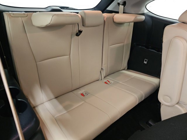Used 2024 Toyota Highlander Limited AWD/4WD image 37