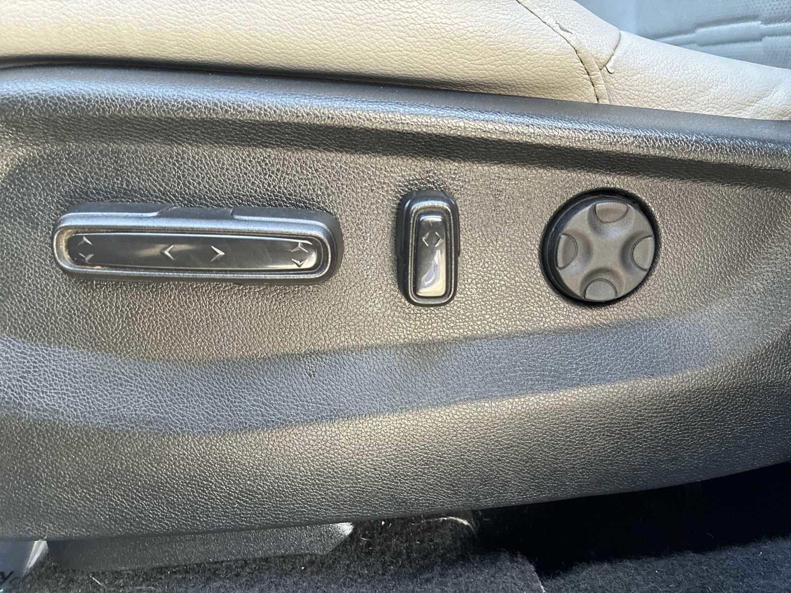 Used 2017 Honda CR-V EX-L image 14