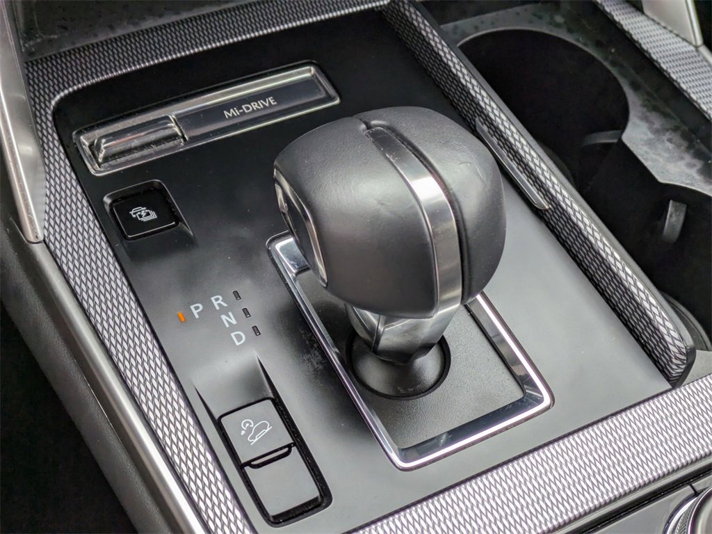 Used 2024 MAZDA CX-90 Plug-In Hybrid w/ Preferred image 17