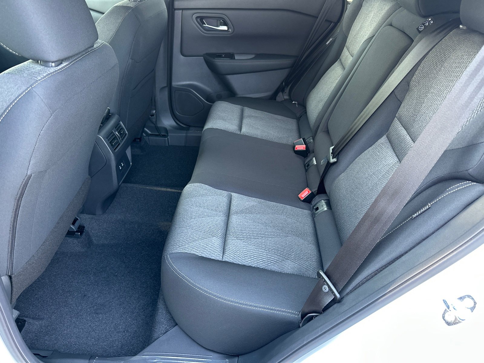 New 2026 Nissan Rogue SV image 21