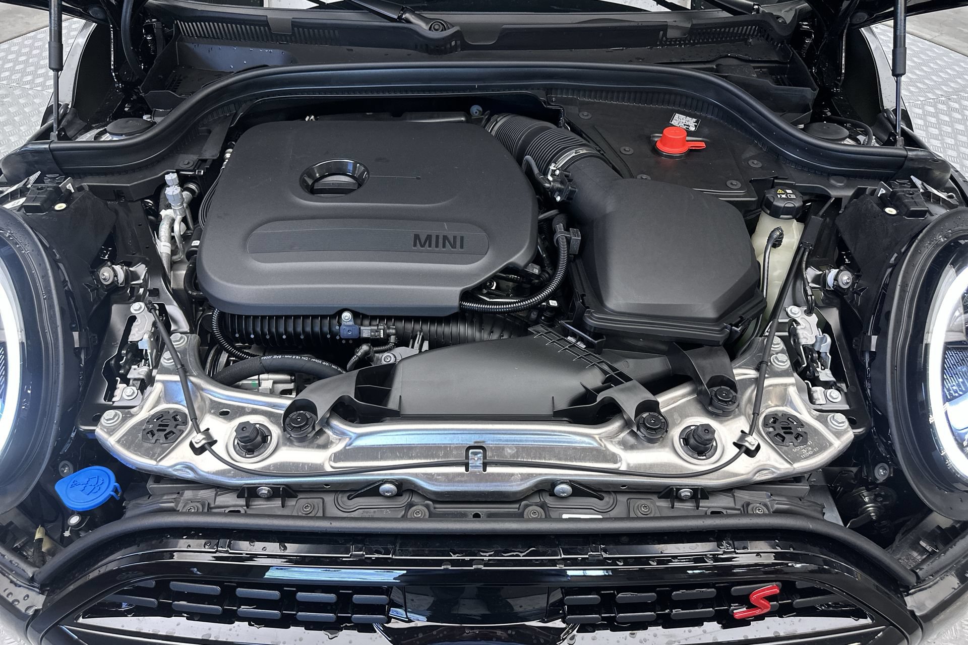 Used 2027 MINI Cooper S FWD image 26