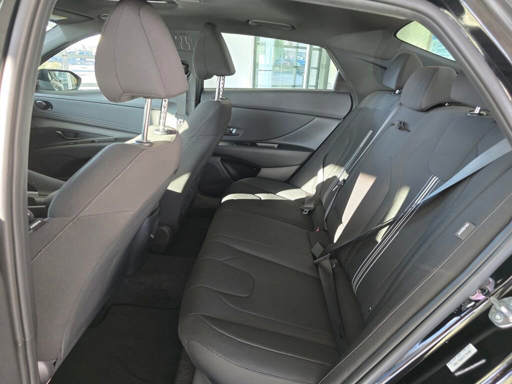 New 2026 Hyundai Elantra SEL Sport image 29