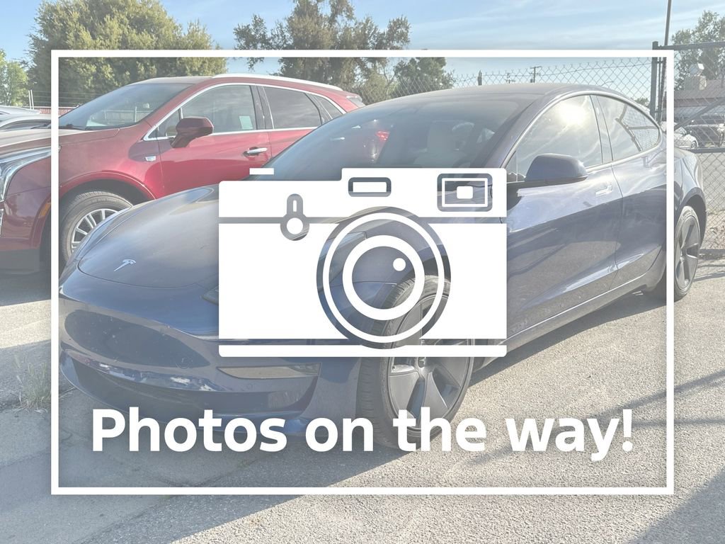 Used 2022 Tesla Model 3 image 1