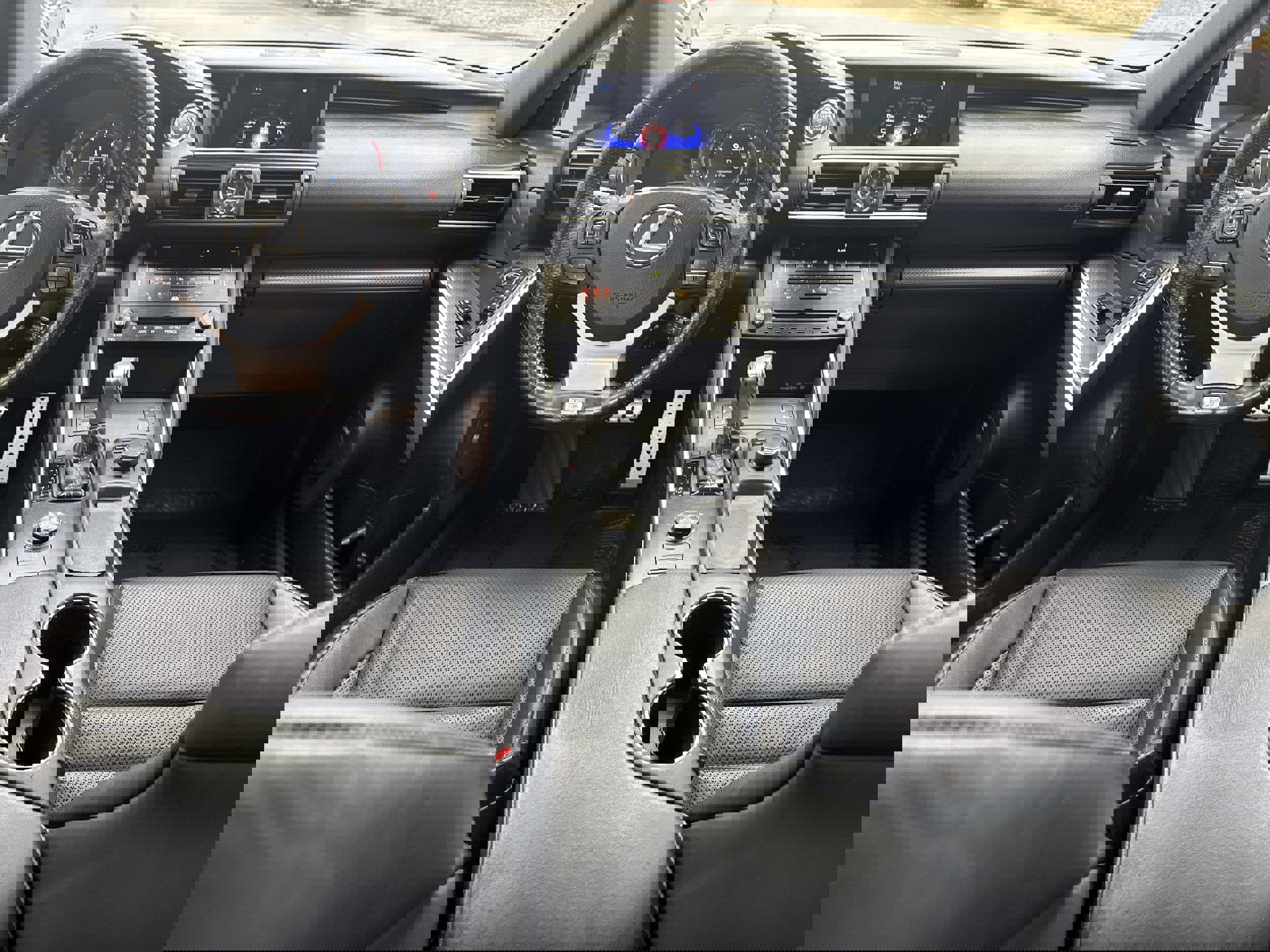 Used 2018 Lexus IS 300 F Sport w/ F Sport Package image 13