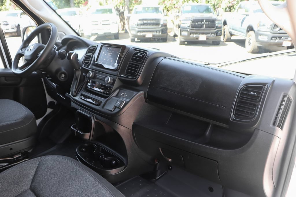 Used 2025 RAM ProMaster 2500 w/ U-Haul Equipment Group FWD image 36