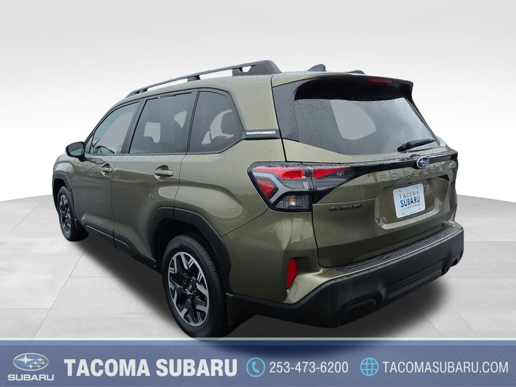 Certified 2025 Subaru Forester Premium image 3