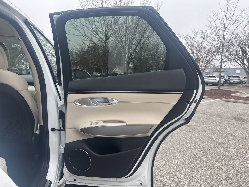 New 2026 Genesis GV70 2.5T Select AWD/4WD image 30