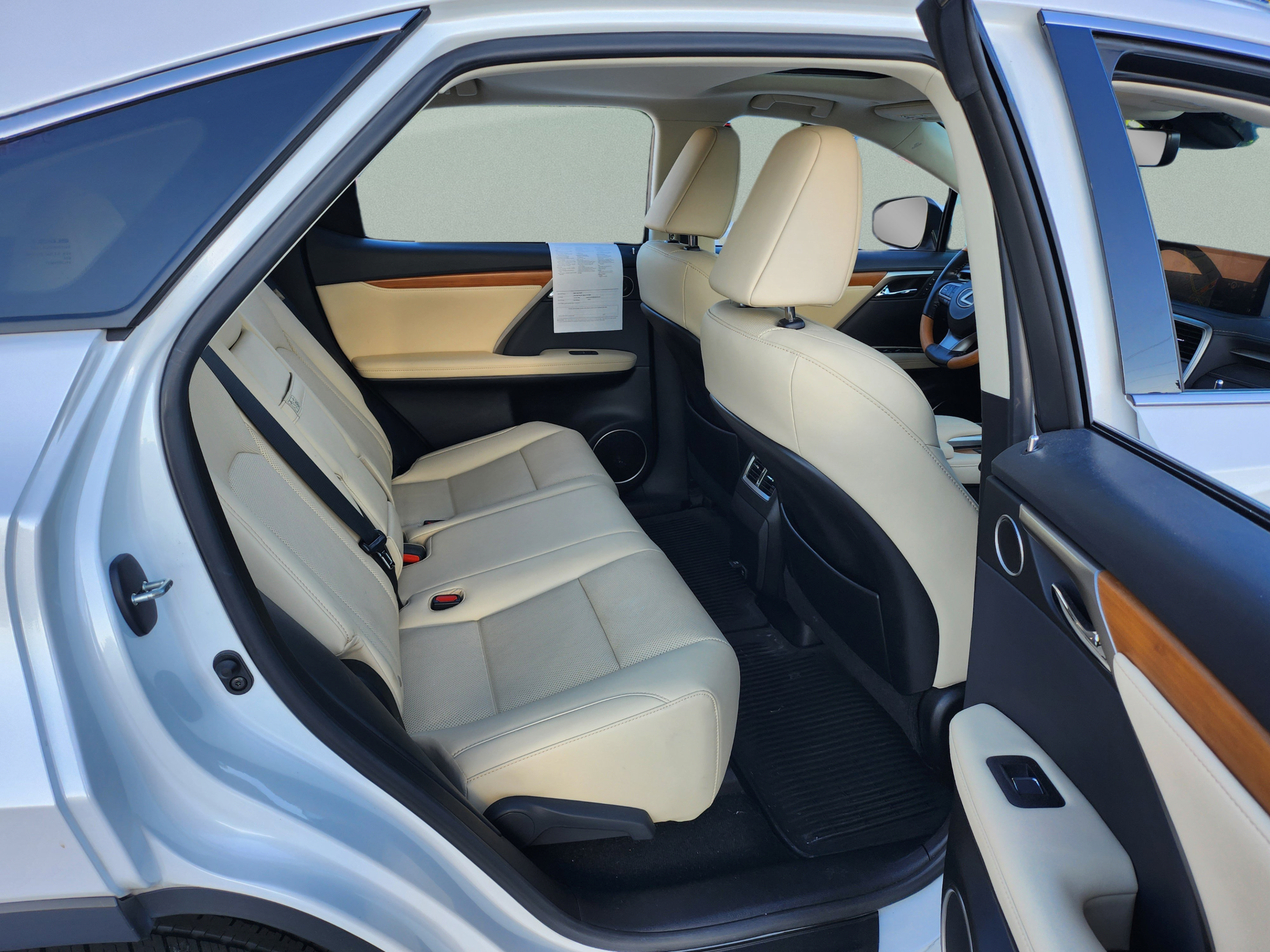 Certified 2022 Lexus RX 350 FWD w/ Premium Package image 23
