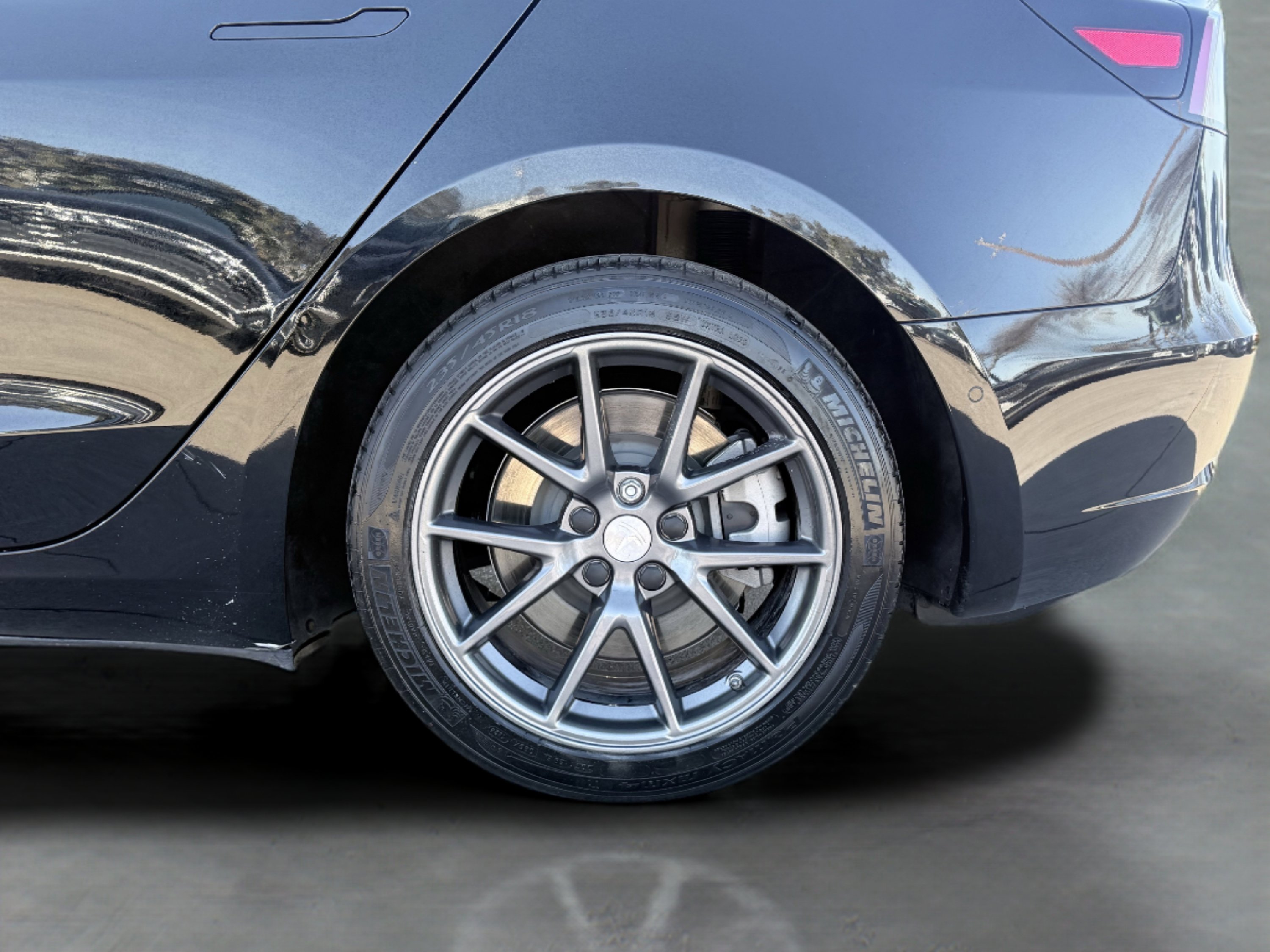 Used 2022 Tesla Model 3 Long Range image 13