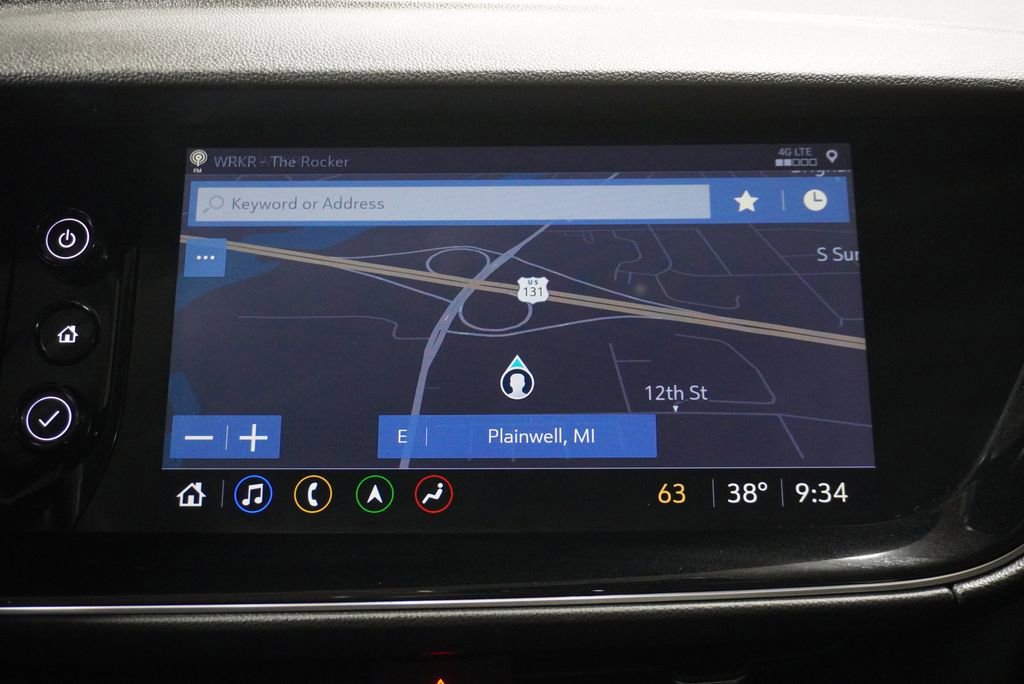 Used 2021 Buick Envision Avenir w/ Technology Package II image 21