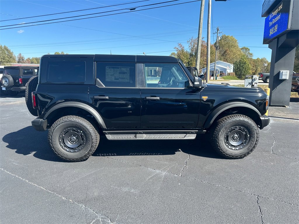 New 2025 Ford Bronco Badlands image 4
