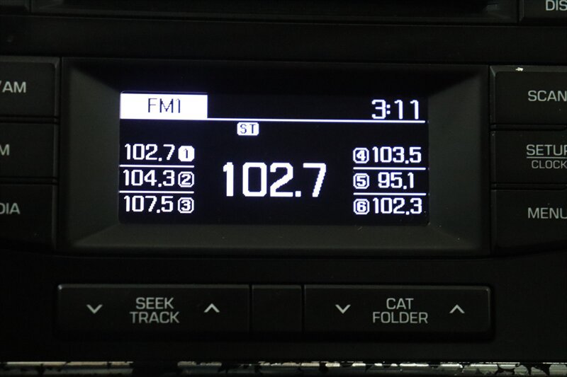 Used 2017 Hyundai Elantra SE FWD image 12