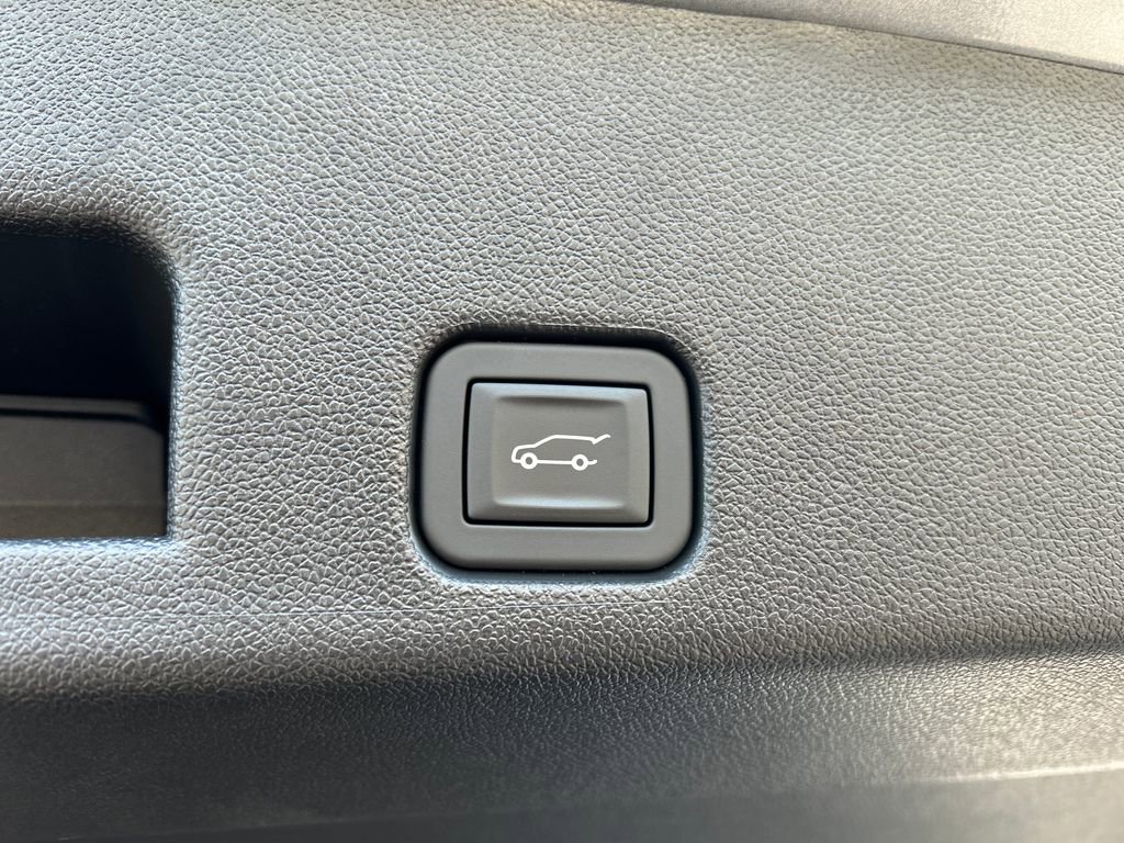 New 2026 Buick Enclave Sport Touring w/ Super Cruise Package image 43